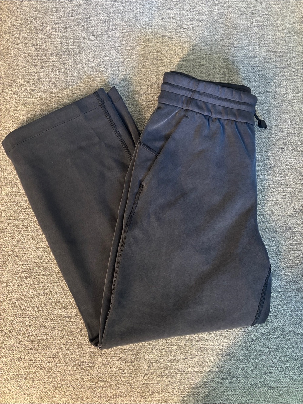 Lululemon Softstreme High-Rise Straight Leg Crop